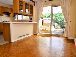 Photo 5- click for photo gallery